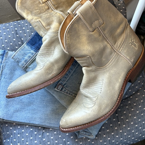♥️… Frye Ankle Boho Western Boots - Picture 1 of 9